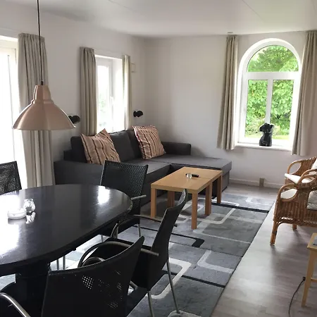 Lägenhetshotell Holmsborg Langemark